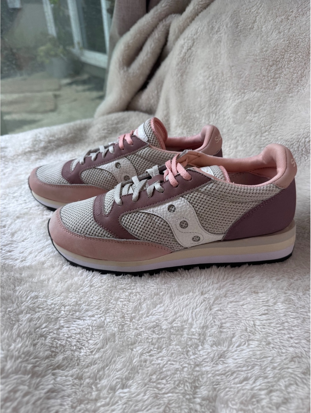 Saucony Jazz Triple Women’s 9 Light Grey Pink Sneakers S60776-2 Retro Shoes